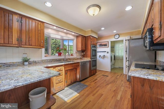 71 W WESTVIEW AVE, Dover, DE 19901
