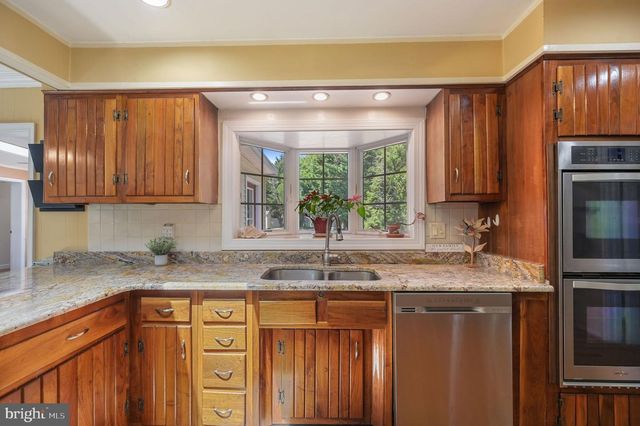 71 W WESTVIEW AVE, Dover, DE 19901