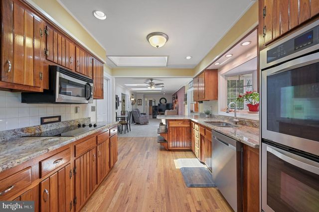 71 W WESTVIEW AVE, Dover, DE 19901