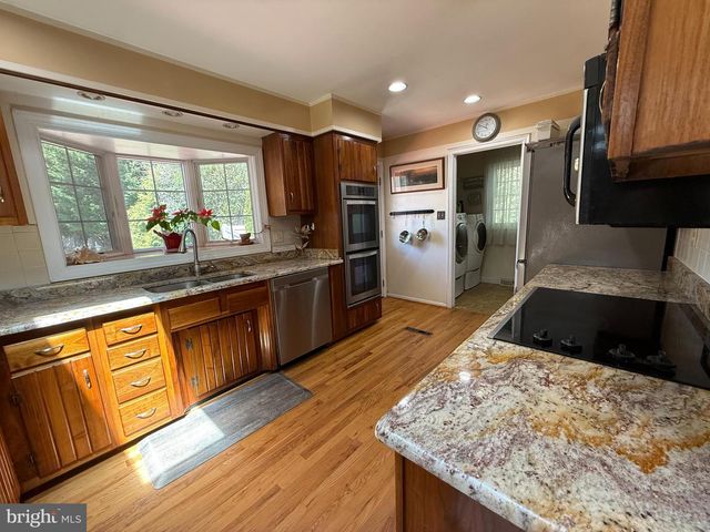 71 W WESTVIEW AVE, Dover, DE 19901