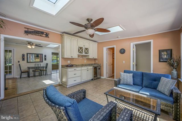 71 W WESTVIEW AVE, Dover, DE 19901