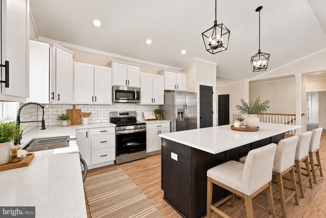 9905 ROBERT E LEE DR, Spotsylvania, VA 22551