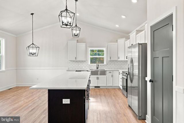 9905 ROBERT E LEE DR, Spotsylvania, VA 22551
