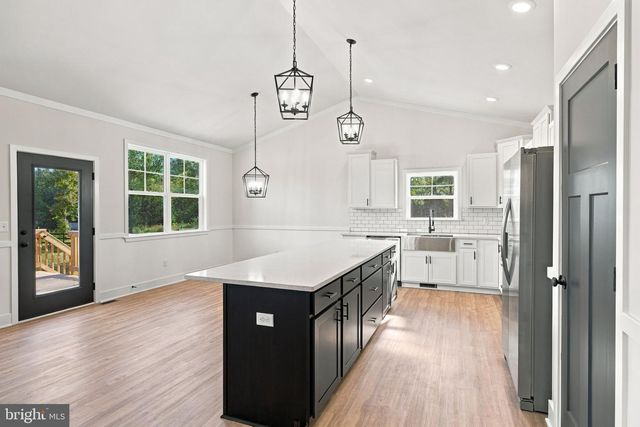 9905 ROBERT E LEE DR, Spotsylvania, VA 22551