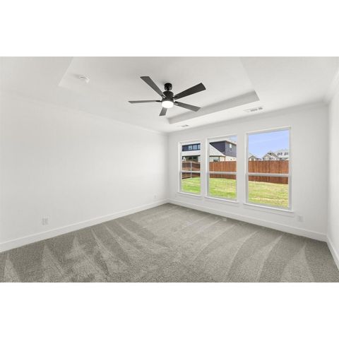 312 Lovett Lane, Burleson, TX 76028