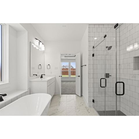 312 Lovett Lane, Burleson, TX 76028