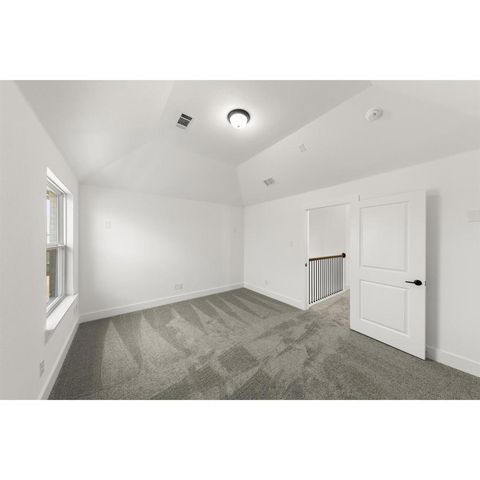 312 Lovett Lane, Burleson, TX 76028