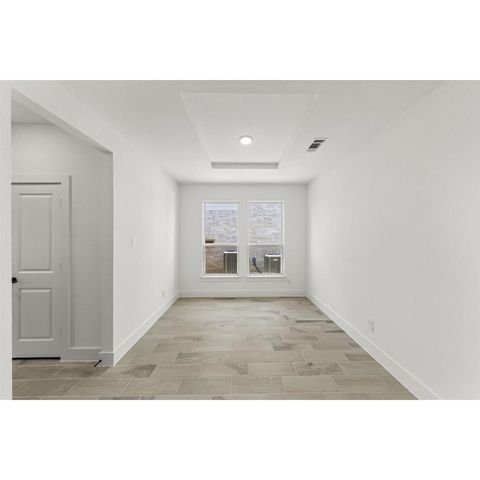 312 Lovett Lane, Burleson, TX 76028