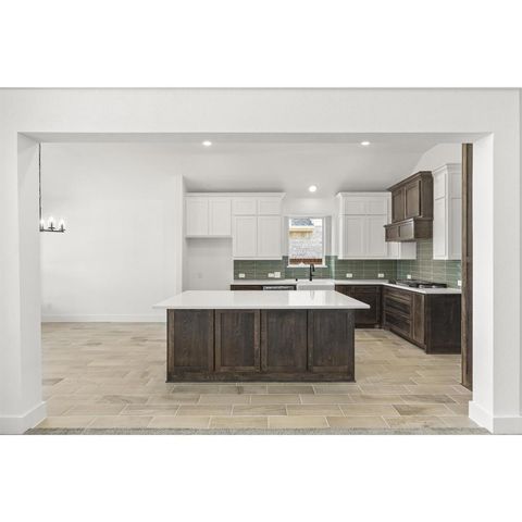 312 Lovett Lane, Burleson, TX 76028