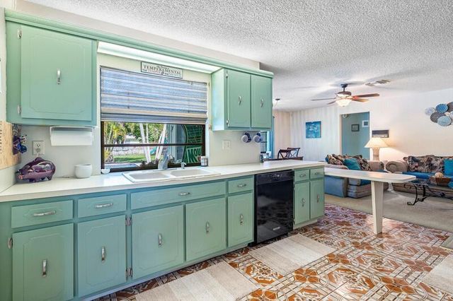 267 Old Country Road S, Wellington, FL 33414