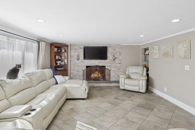 32 E 1st Street, Freeport, NY 11520