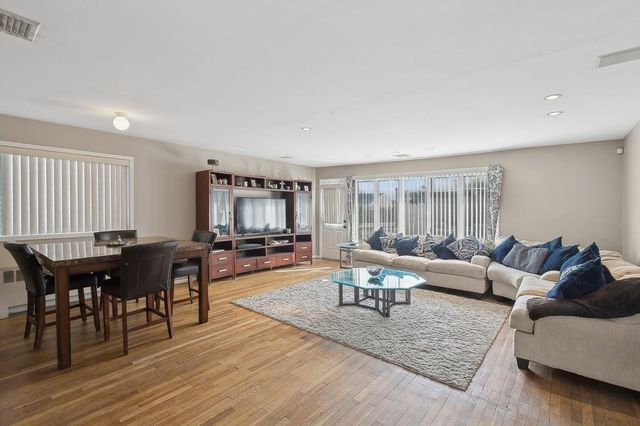32 E 1st Street, Freeport, NY 11520