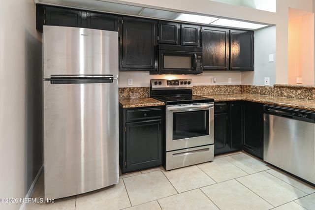 12554 BLUE LAGOON Trail, Jacksonville, FL 32225