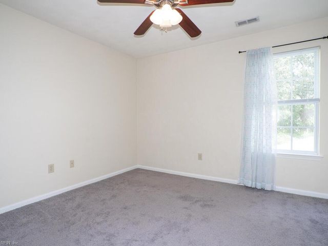2021 Regency DR, Suffolk, VA 23434