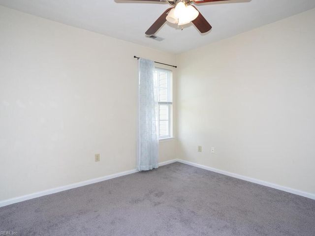 2021 Regency DR, Suffolk, VA 23434