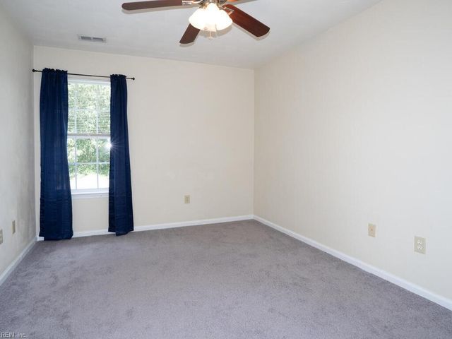 2021 Regency DR, Suffolk, VA 23434