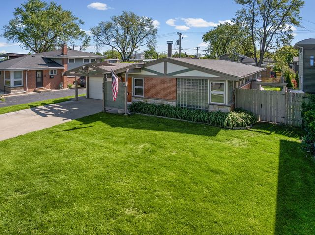 820 Lawler Avenue, Wilmette, IL 60091