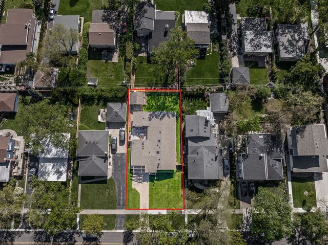 820 Lawler Avenue, Wilmette, IL 60091
