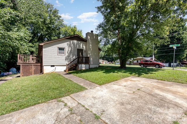 3131 Vestal Place, Charlotte, NC 28212