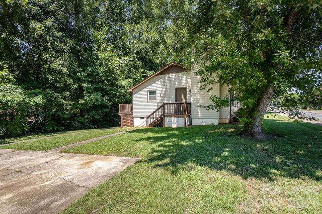 3131 Vestal Place, Charlotte, NC 28212