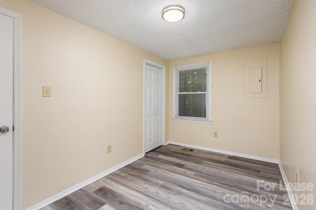 3131 Vestal Place, Charlotte, NC 28212