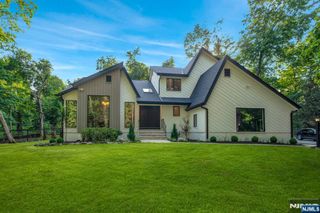 160 Beacon Street, Haworth, NJ 07641