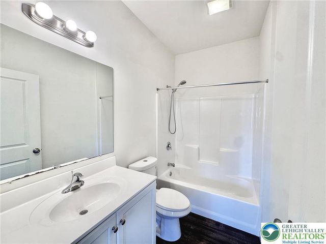 315 East Stone Alley 3, Alburtis Boro, PA 18011