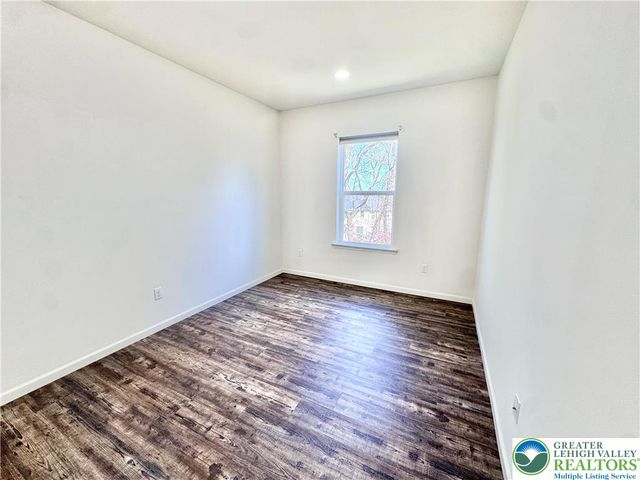 315 East Stone Alley 3, Alburtis Boro, PA 18011