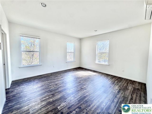315 East Stone Alley 3, Alburtis Boro, PA 18011