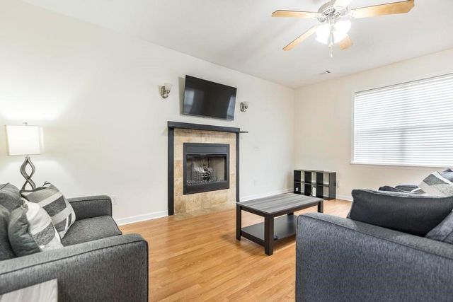 302 Meyers Lake Drive, Warner Robins, GA 31088