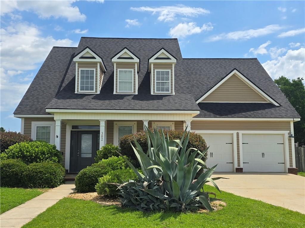302 Meyers Lake Drive, Warner Robins, GA 31088