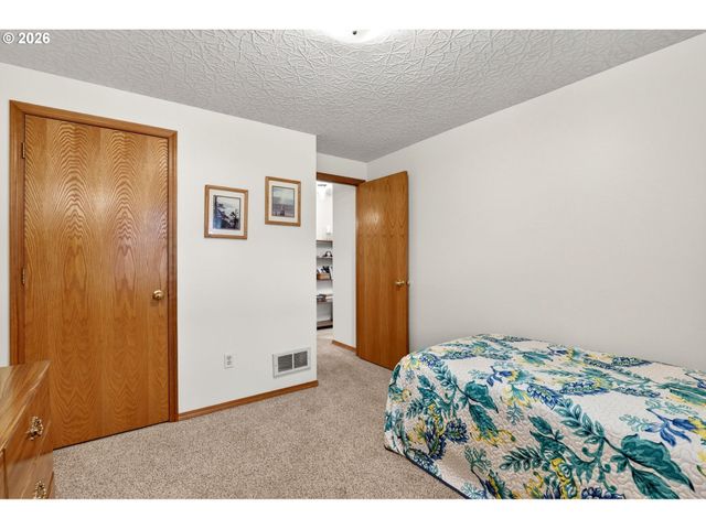 6203 Ne 82ND Ave, Vancouver, WA 98662