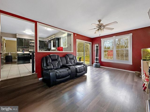 17 DEVONSHIRE CT., Sicklerville, NJ 08081