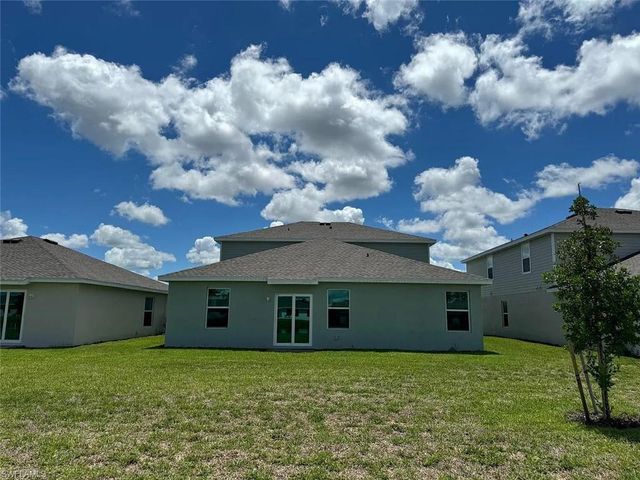 12222 Amber Waves RD, Lehigh Acres, FL 33974