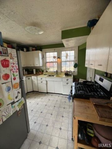 804 S Rogers Street, Bloomington, IN 47404