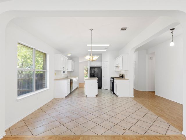 4125 Licorice LN, Austin, TX 78728