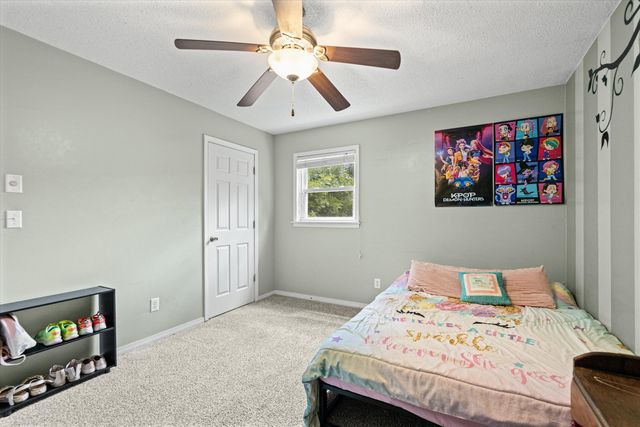 2052 N NORTHWEST CT, Columbia, MO 65202