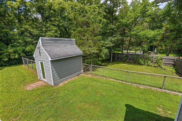 2052 N NORTHWEST CT, Columbia, MO 65202