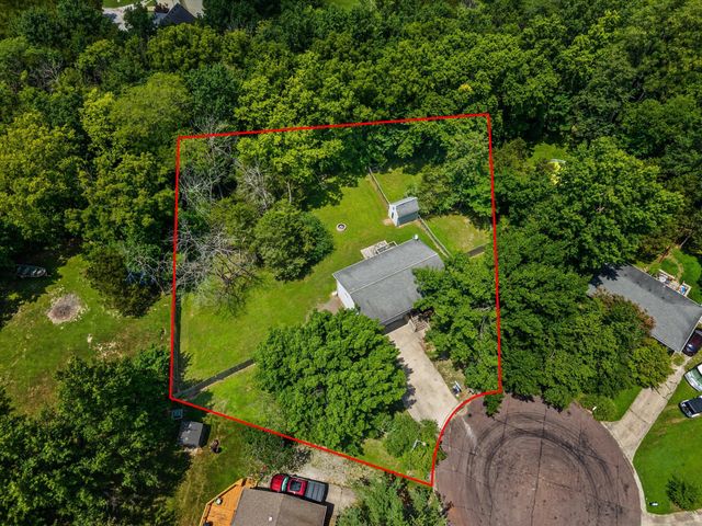 2052 N NORTHWEST CT, Columbia, MO 65202