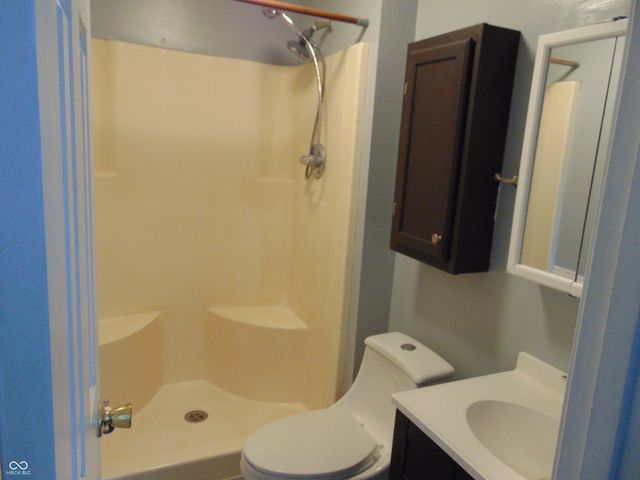 123 Country Wood Drive, Whiteland, IN 46184