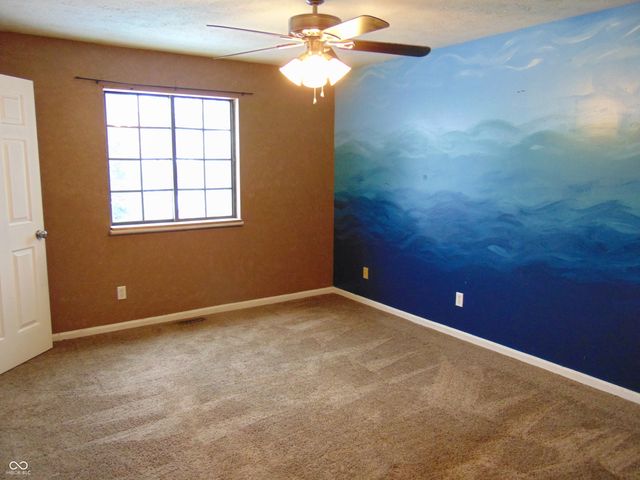 123 Country Wood Drive, Whiteland, IN 46184