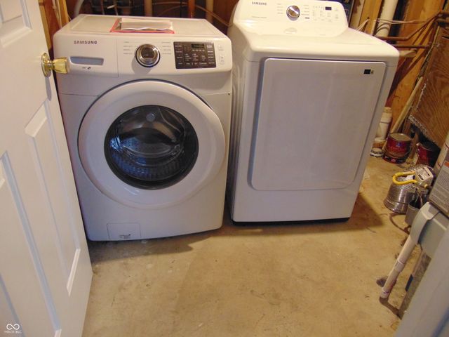 123 Country Wood Drive, Whiteland, IN 46184