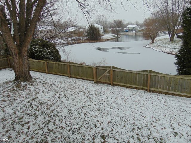 123 Country Wood Drive, Whiteland, IN 46184