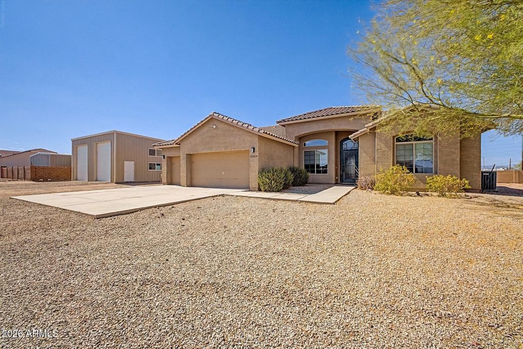 22314 W WHITE FEATHER Lane, Wittmann, AZ 85361 — exterior