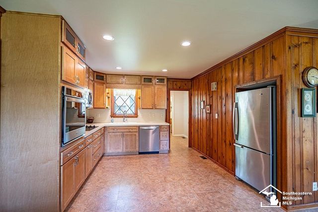 14950 Nobil Drive, Monroe, MI 48161