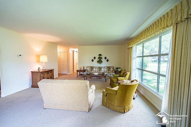 14950 Nobil Drive, Monroe, MI 48161