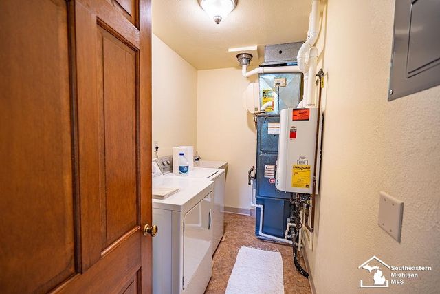 14950 Nobil Drive, Monroe, MI 48161