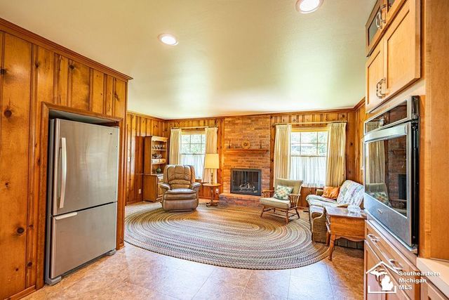 14950 Nobil Drive, Monroe, MI 48161
