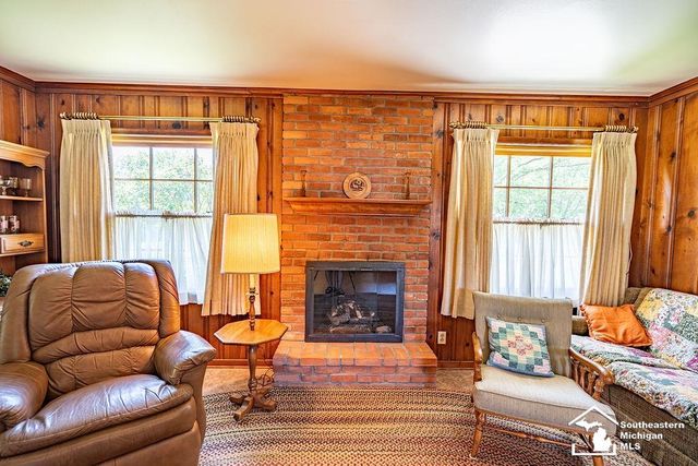 14950 Nobil Drive, Monroe, MI 48161