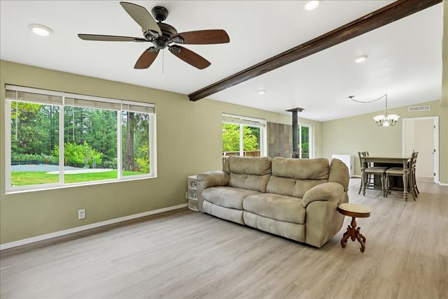 26825 Rockrose Ln, Colfax, CA 95713